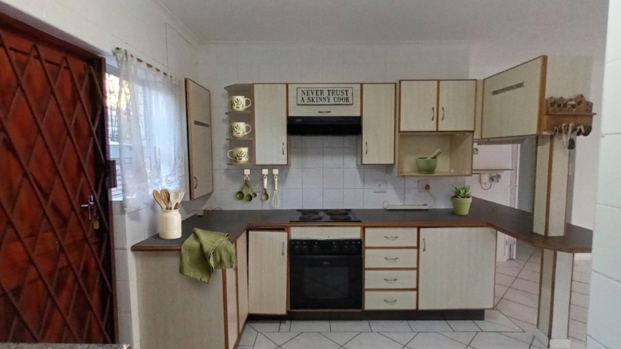 4 Bedroom Property for Sale in Beacon Bay Eastern Cape